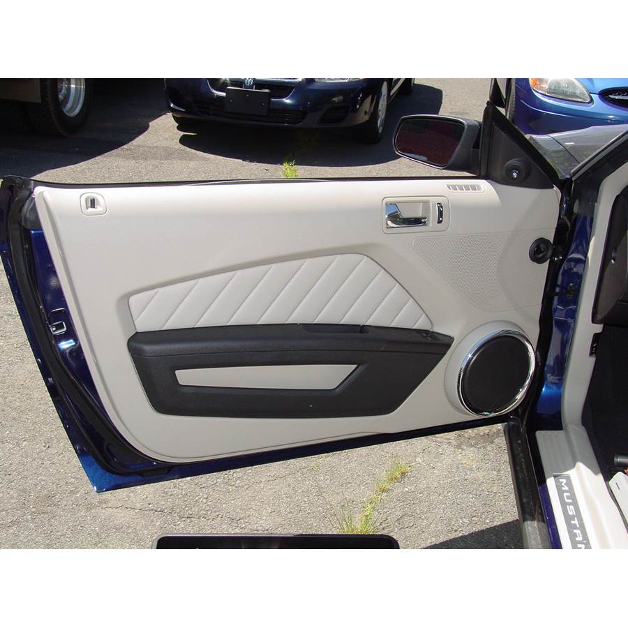 2010 Ford Mustang Front door speaker location