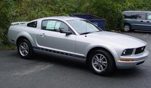2005 Ford Mustang Exterior