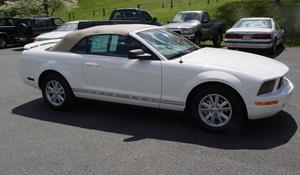 2006 Ford Mustang Exterior