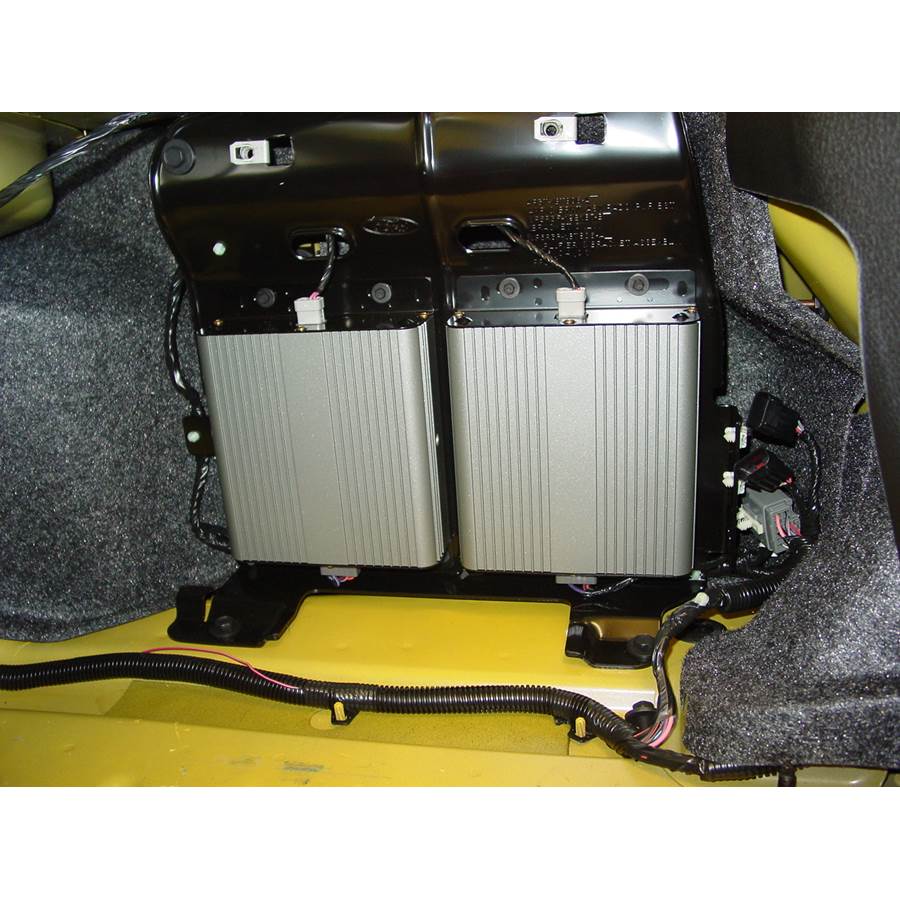 2008 Ford Mustang Factory amplifier