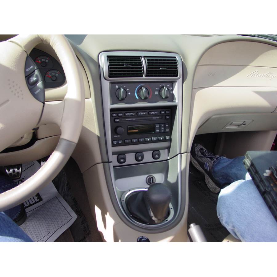2002 Ford Mustang Factory Radio