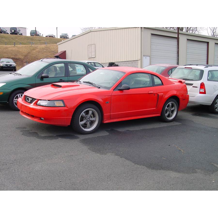 2002 Ford Mustang Exterior