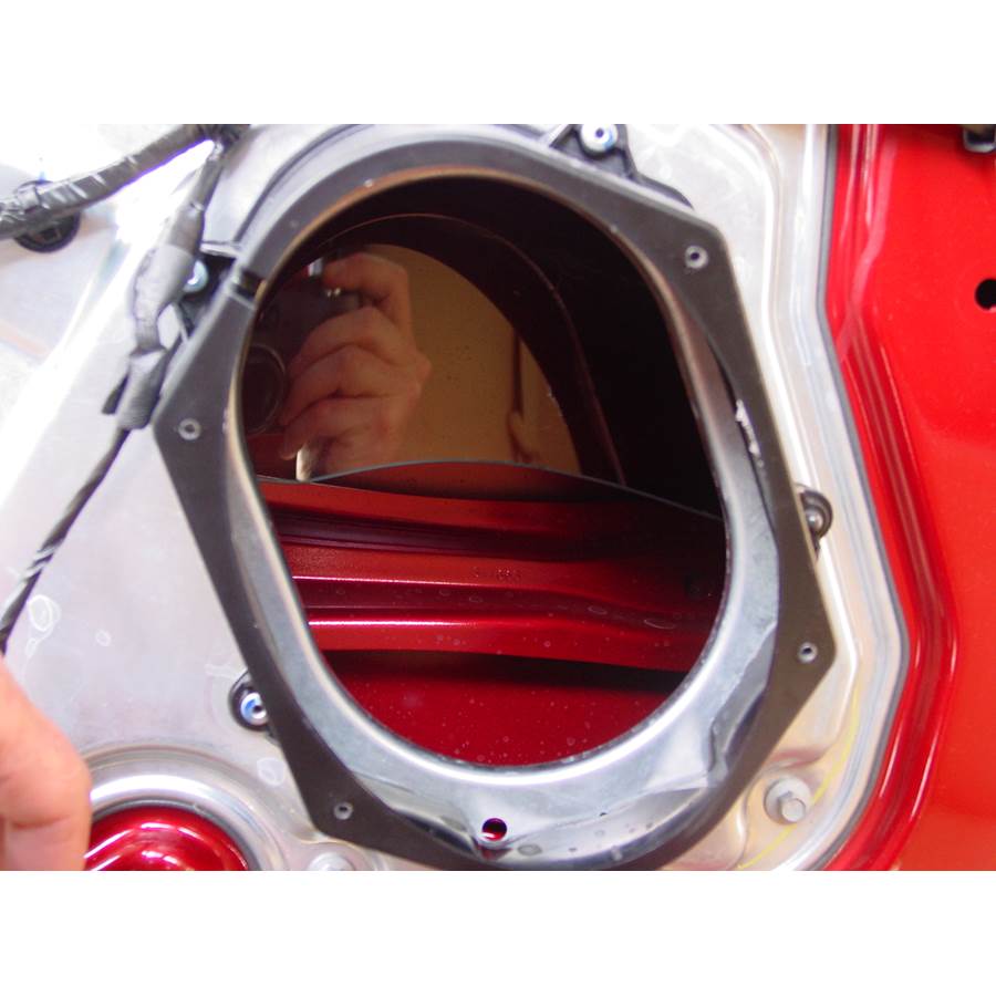 2009 Ford Fusion Rear door speaker removed