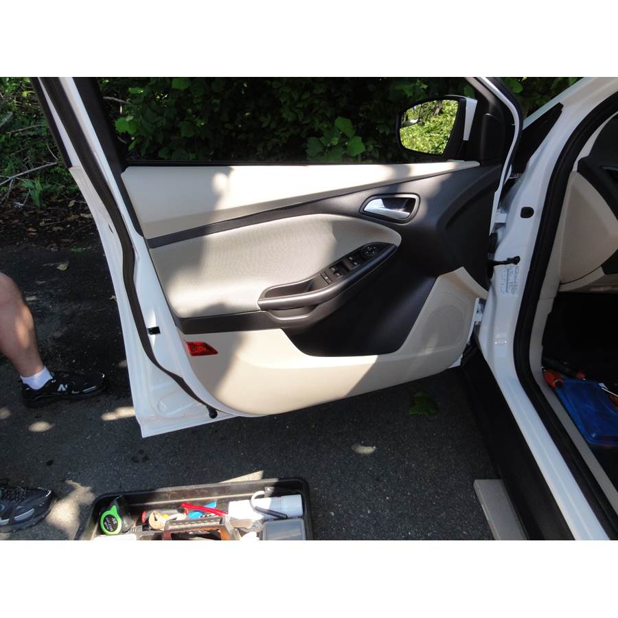 2018 Ford Focus Front door speaker location