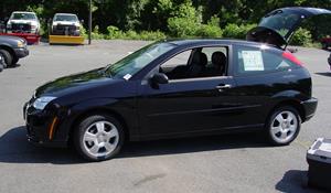 2006 Ford Focus ZX3 Exterior