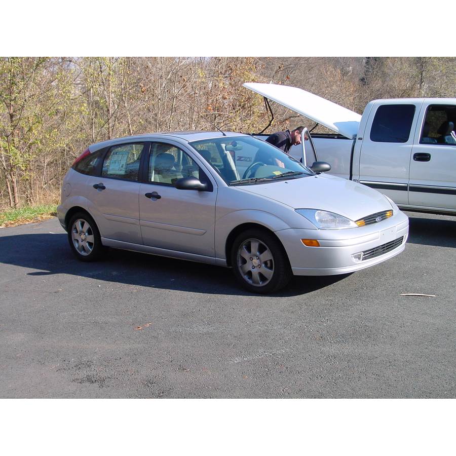 2002 Ford Focus ZX5 Exterior