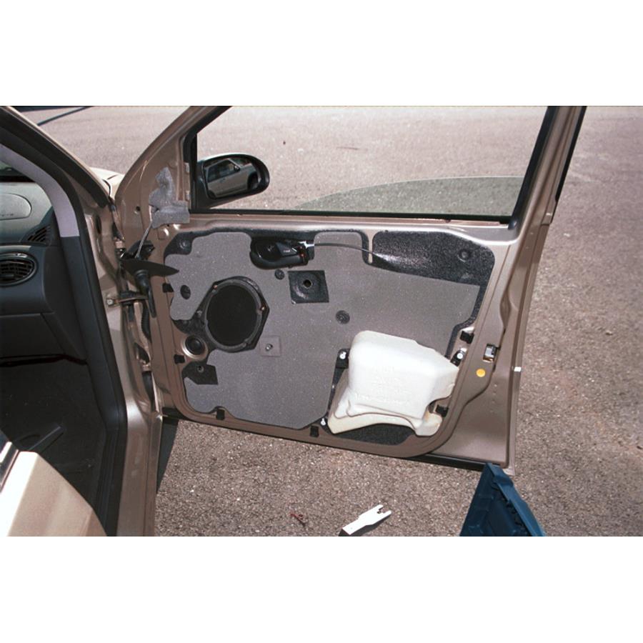 2004 Ford Focus Front door speaker