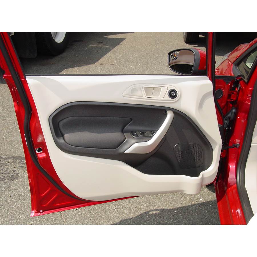 2012 Ford Fiesta Front door speaker location