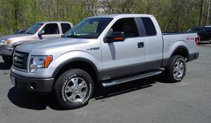 2011 Ford F-150 XLT Exterior