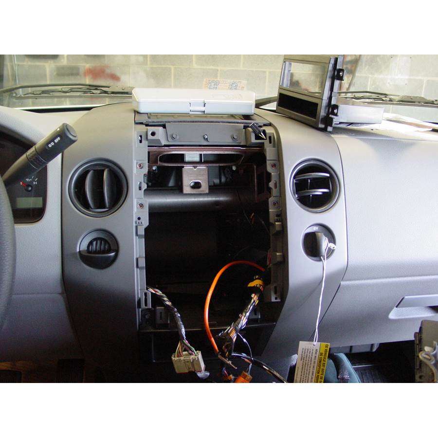 2005 Ford F-150 Factory radio removed