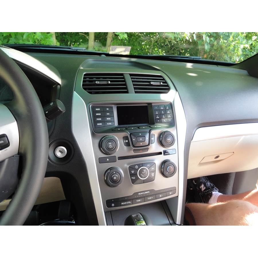2011 Ford Explorer Factory Radio