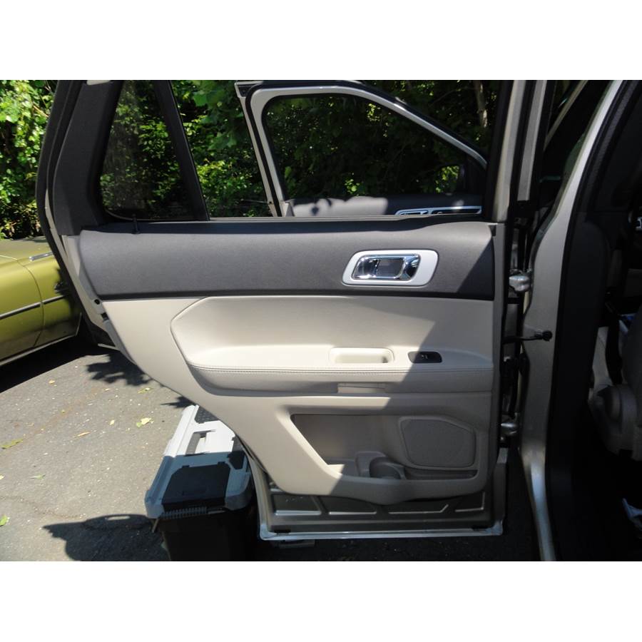2012 Ford Explorer Rear door speaker location