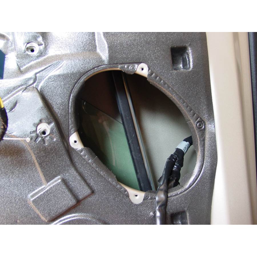 2009 Ford Explorer Front speaker removed