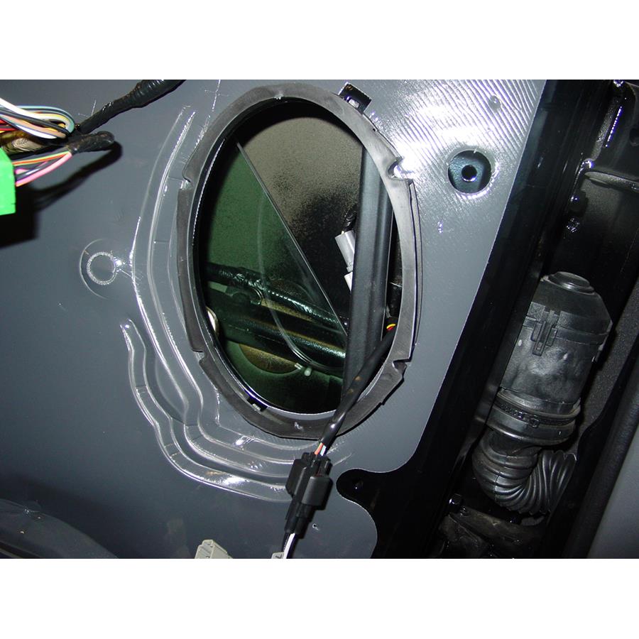 2005 Ford Explorer Sport Trac Front speaker removed