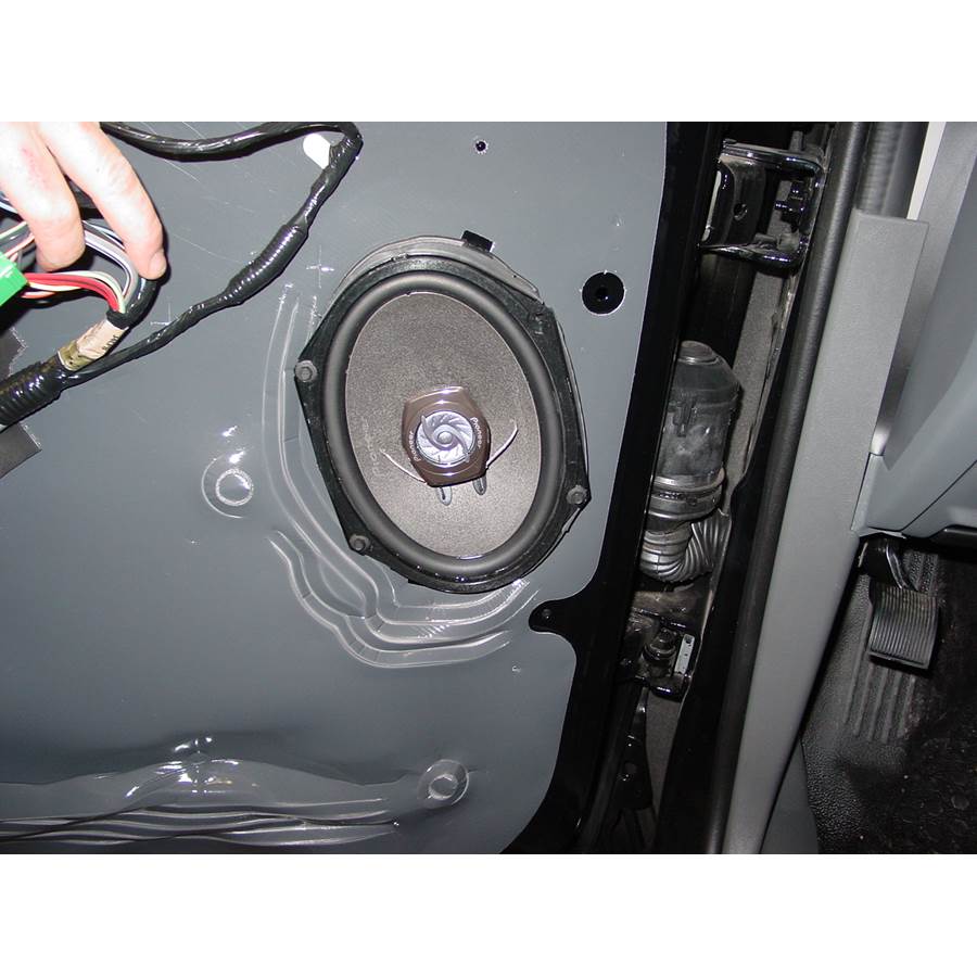 2004 Ford Explorer Sport Trac Front door speaker