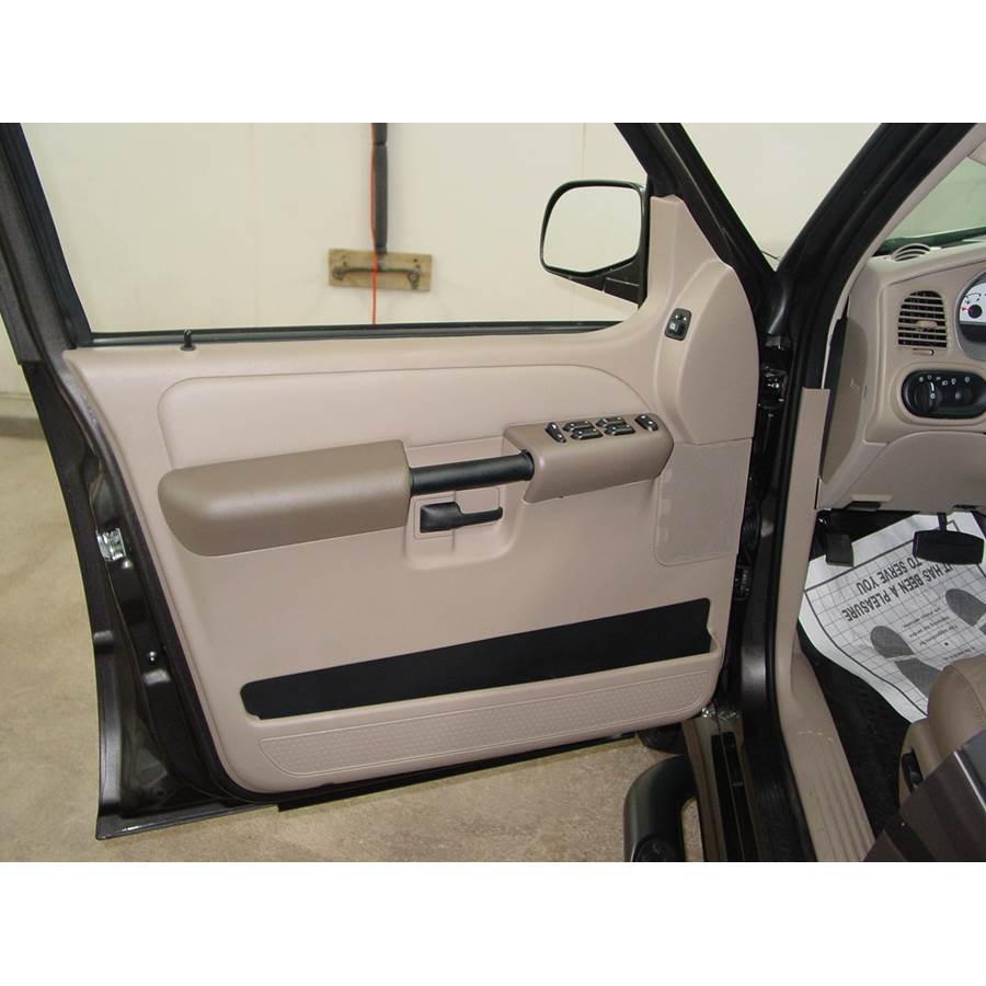 2003 Ford Explorer Sport Trac Front door speaker location