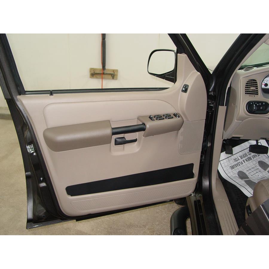 2005 Ford Explorer Sport Trac Front door speaker location