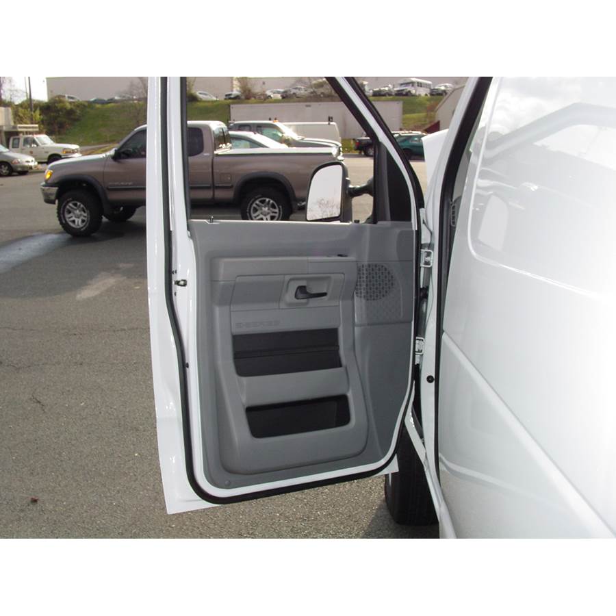 2010 Ford E Series Front door speaker location