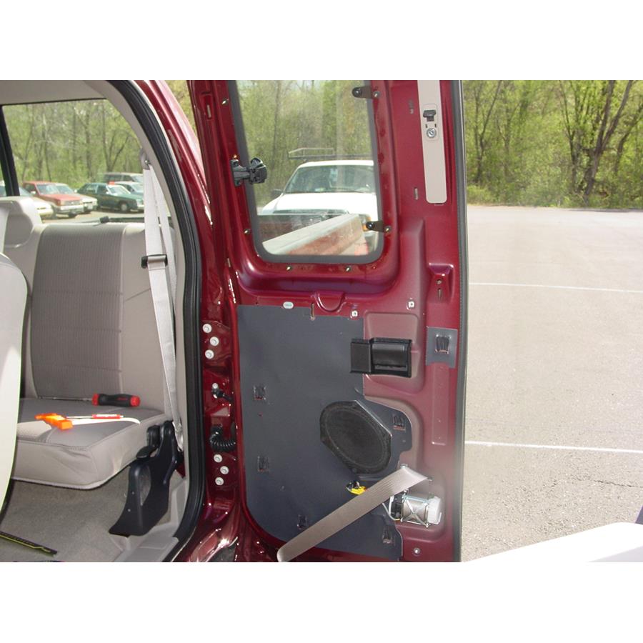2016 Ford F-250 Super Duty Rear door speaker