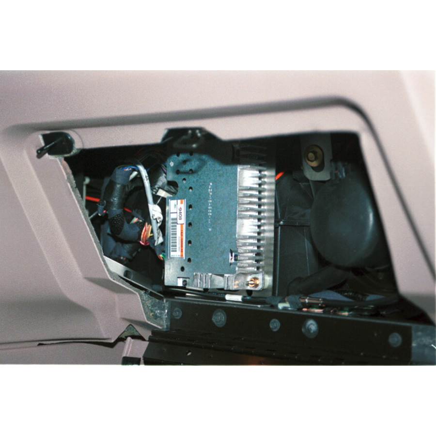 1996 Ford Windstar Factory amplifier