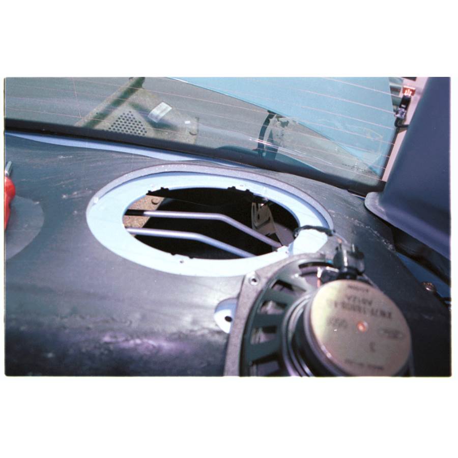 1999 Ford Crown Victoria Rear deck speaker removed
