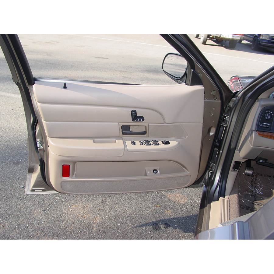 2004 Ford Crown Victoria Front door speaker location