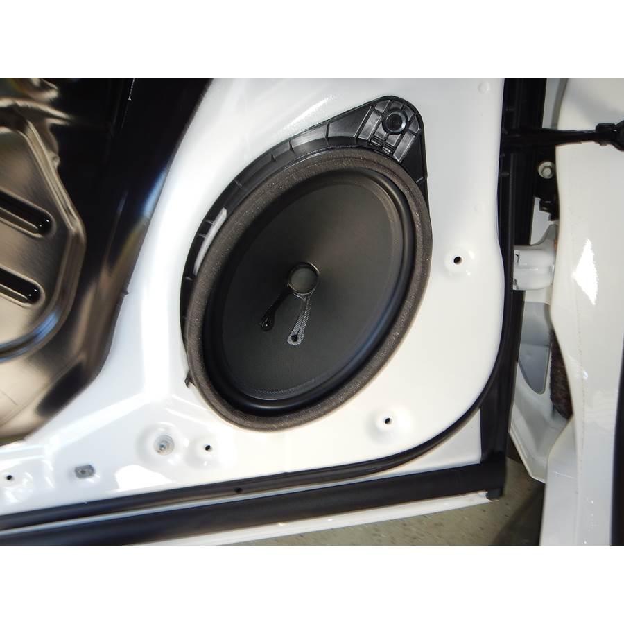 2015 Chevrolet Tahoe LS Front door speaker