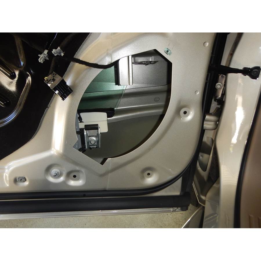 2015 GMC Yukon XL Front speaker removed