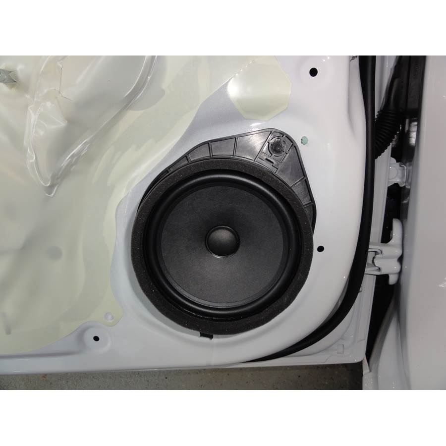 2015 Chevrolet Sonic Front door speaker