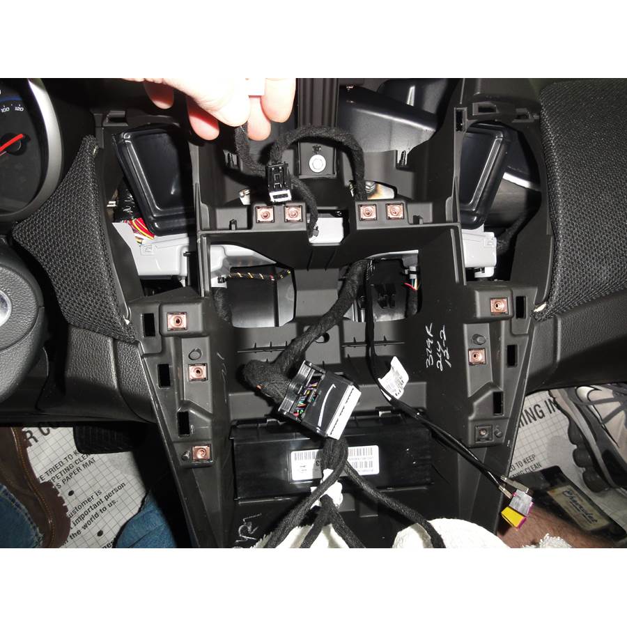 2014 Chevrolet Cruze Factory radio removed