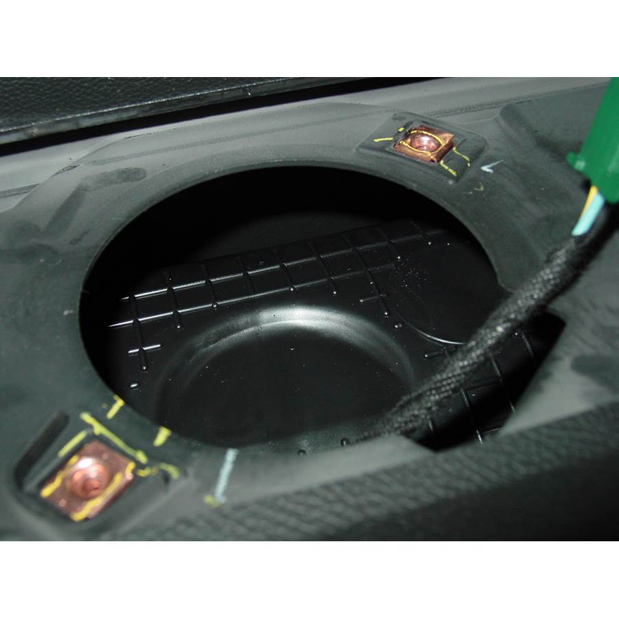 2014 Chevrolet Camaro Center dash speaker removed