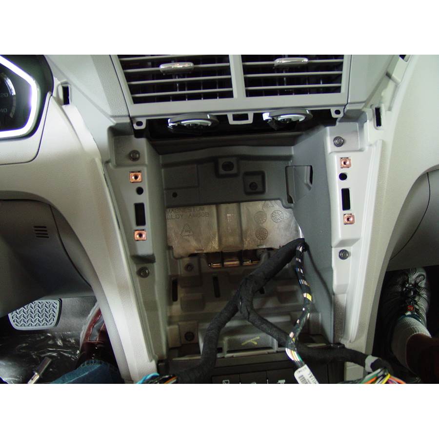 2009 Chevrolet Traverse Factory radio removed
