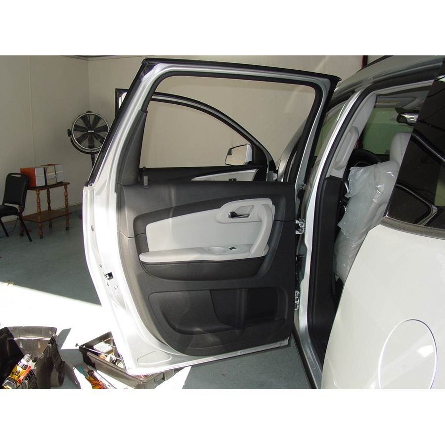 2009 Chevrolet Traverse Rear door speaker location