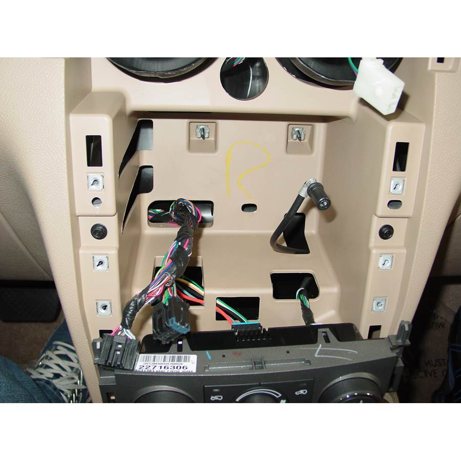 2010 Chevrolet HHR Factory radio removed