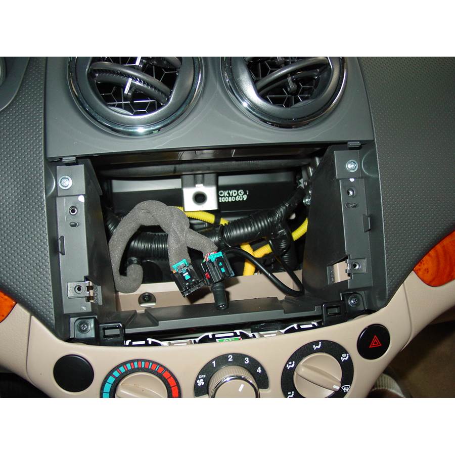 2009 Chevrolet Aveo5 Factory radio removed