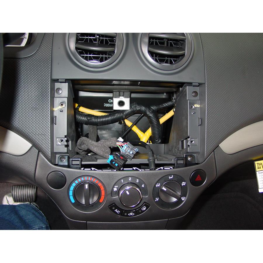 2009 Chevrolet Aveo Factory radio removed
