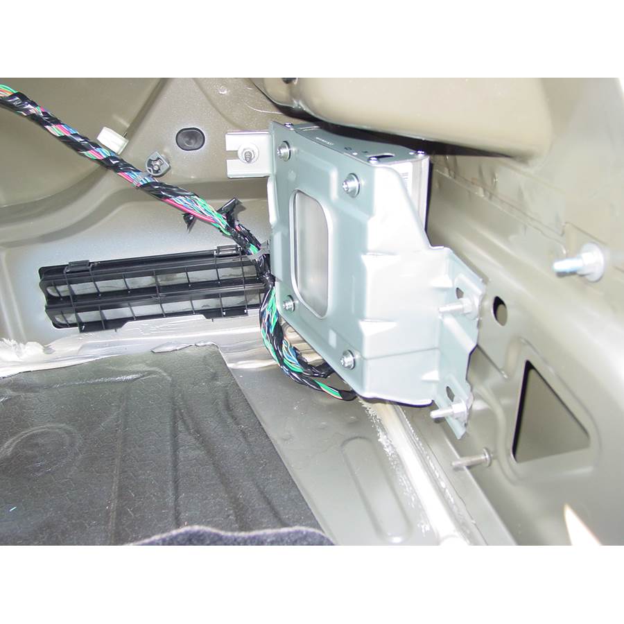 2009 Chevrolet Malibu Factory amplifier
