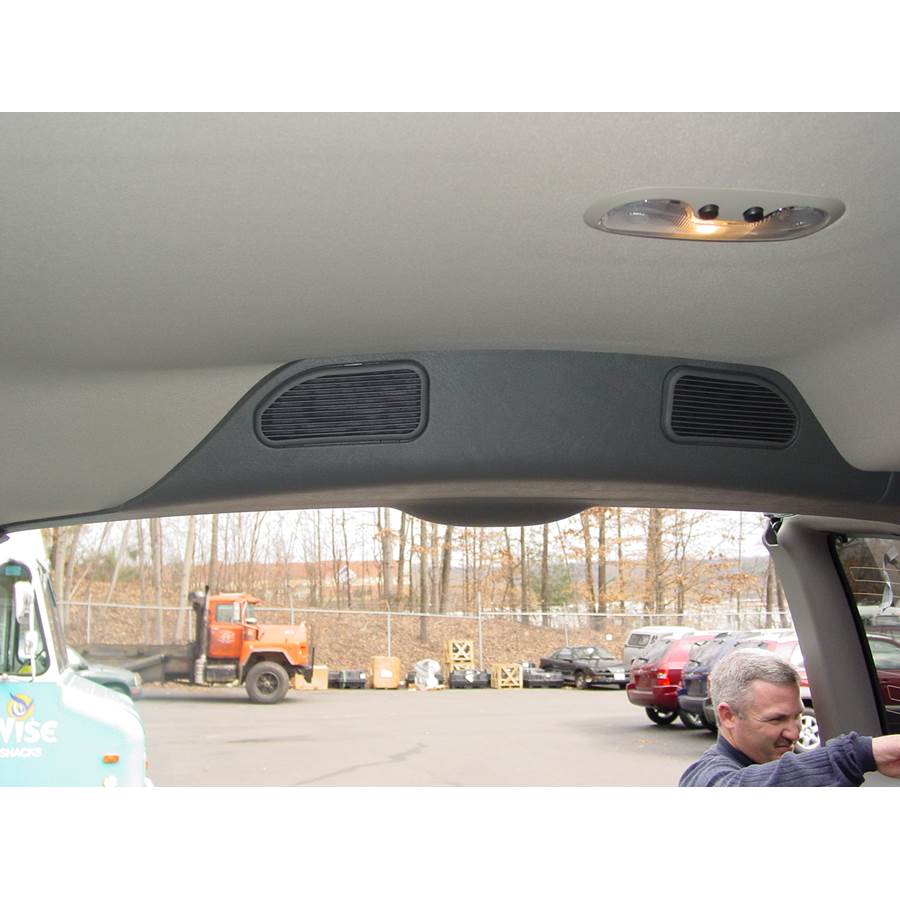 2004 Chevrolet Express Rear roof speaker location