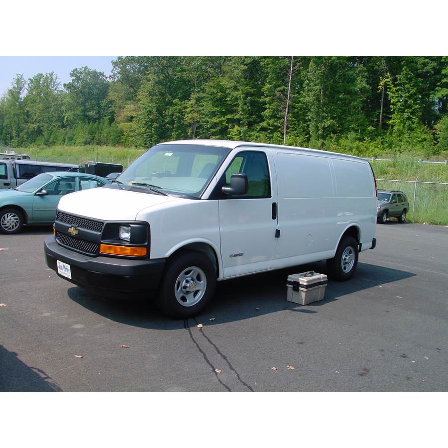 2003 Chevrolet Express Exterior