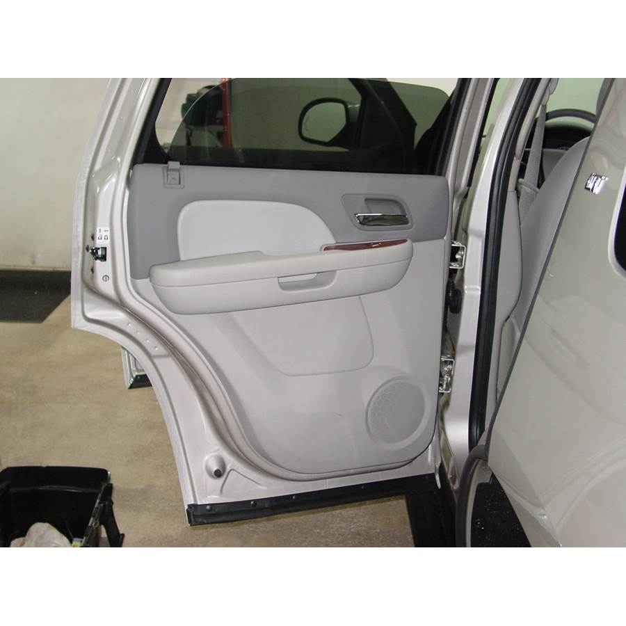 2010 Cadillac Escalade Rear door speaker location