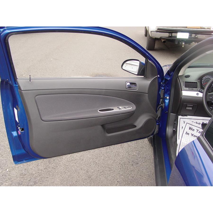2009 Pontiac G5 Front door speaker location