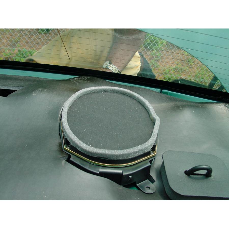2003 Chevrolet Monte Carlo Rear deck speaker