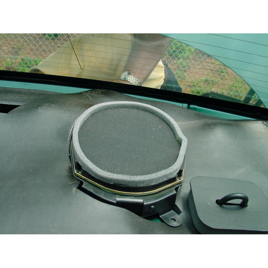 2005 Chevrolet Monte Carlo Rear deck speaker