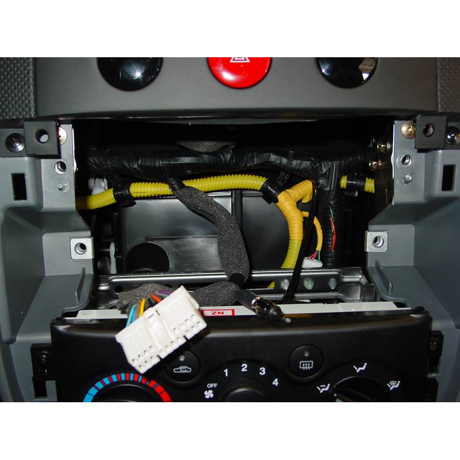 2007 Chevrolet Aveo5 Factory radio removed