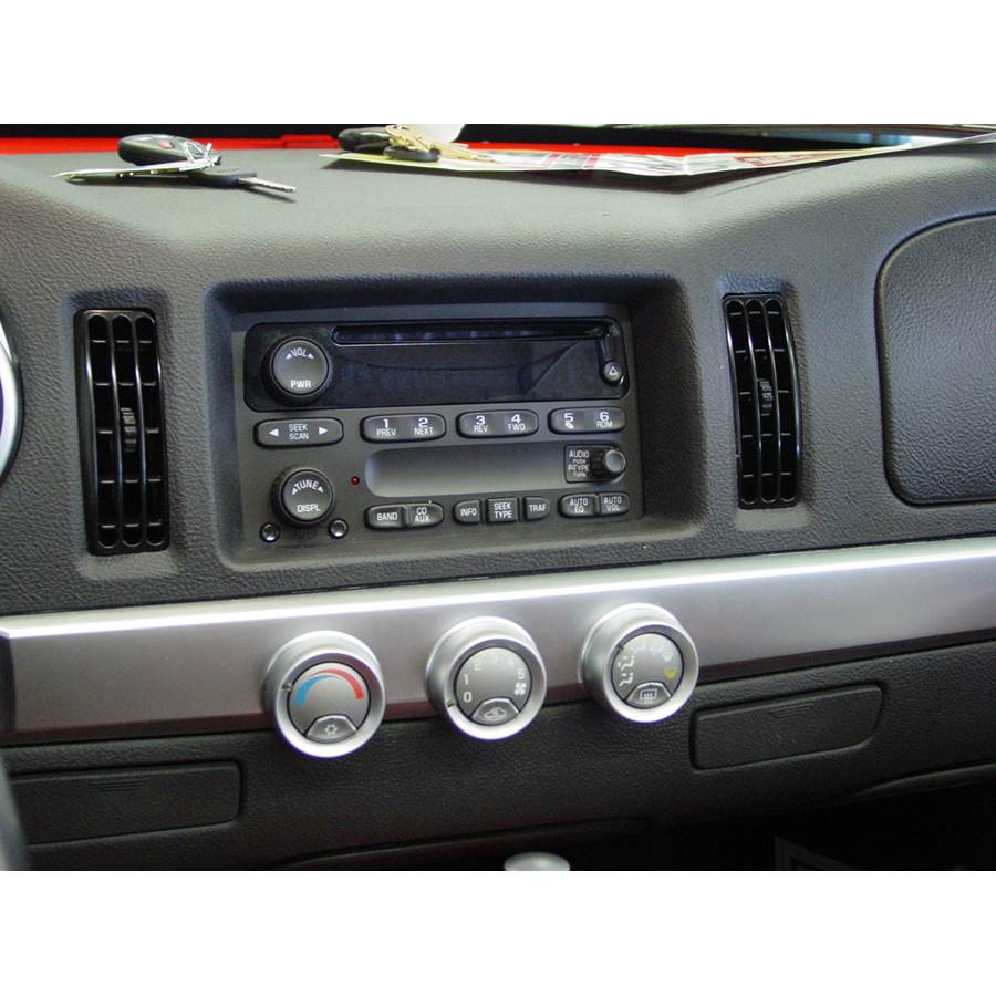 2004 Chevrolet SSR Factory Radio