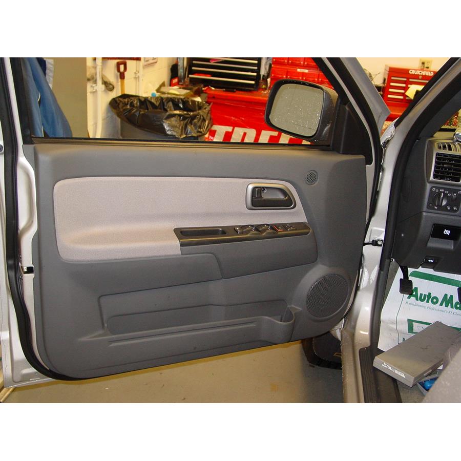 2012 Chevrolet Colorado Front door speaker location