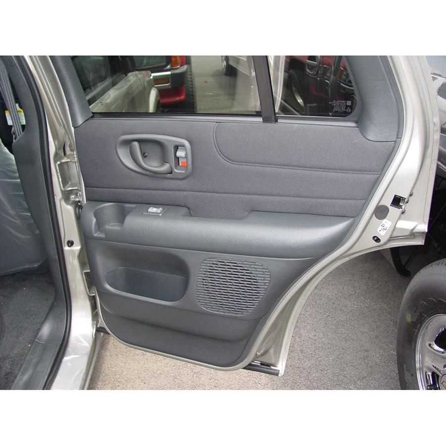 2004 Chevrolet Blazer Rear door speaker location