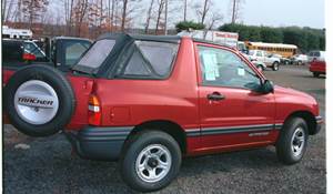 2000 Chevrolet Tracker Exterior