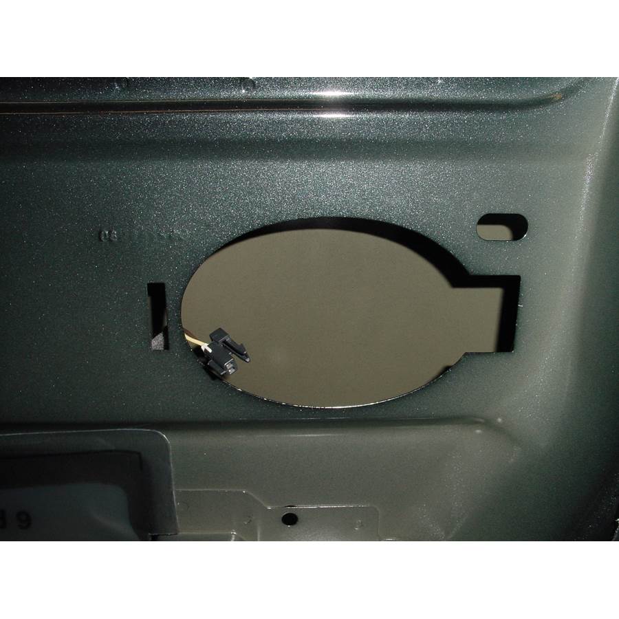 2003 GMC Sierra Denali Rear door speaker removed