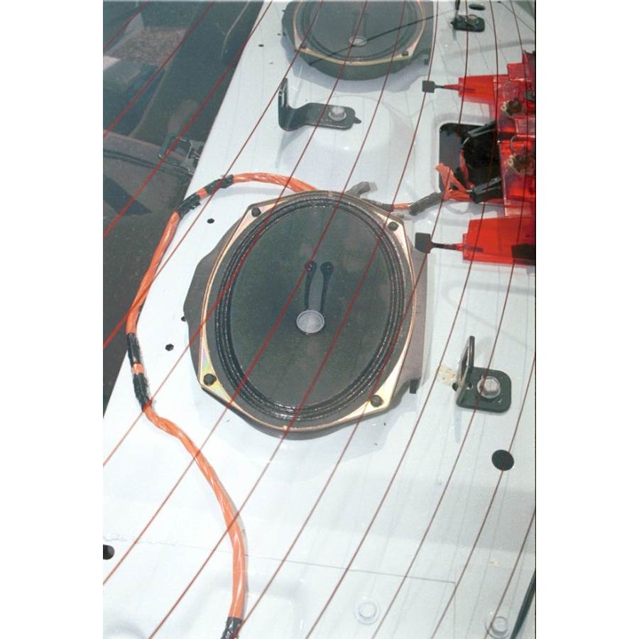 2000 Chevrolet Cavalier Rear deck speaker